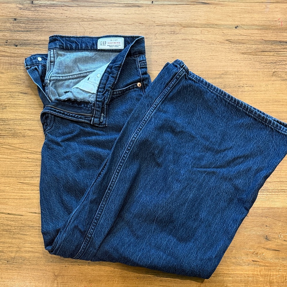 GAP Women’s Dark Blue Baggy Mid-rise Jeans